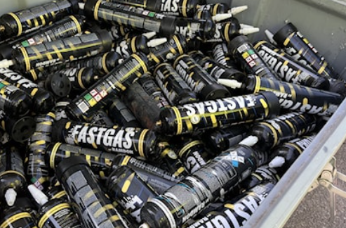 lustgas farligt lustgaspatroner lustgas tub köpa lustgas ballonger